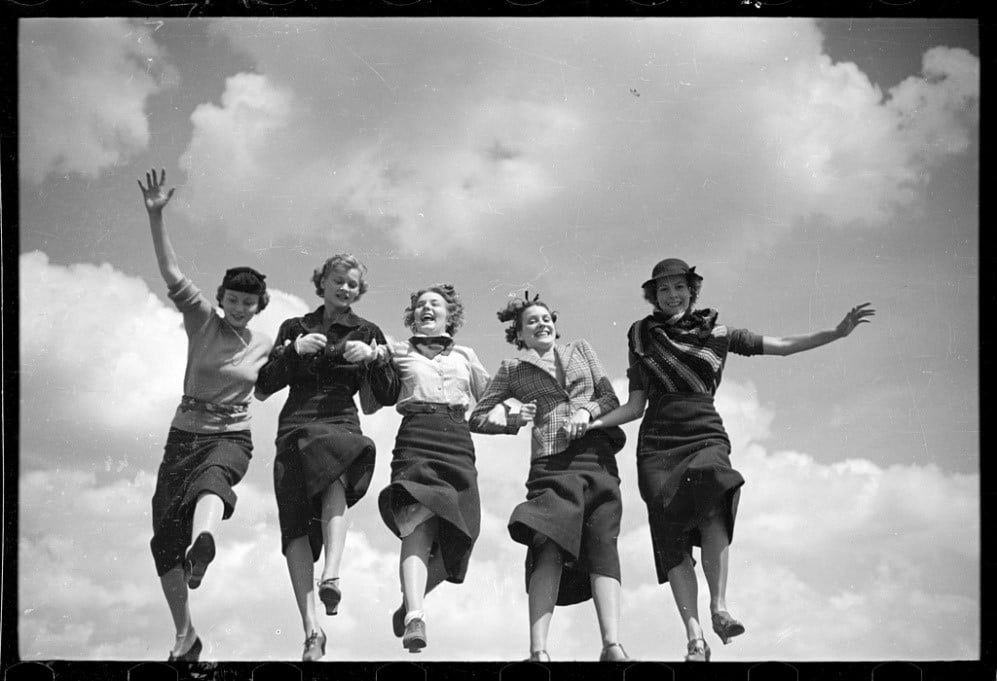 women's fashion to date old photos - the 1930s