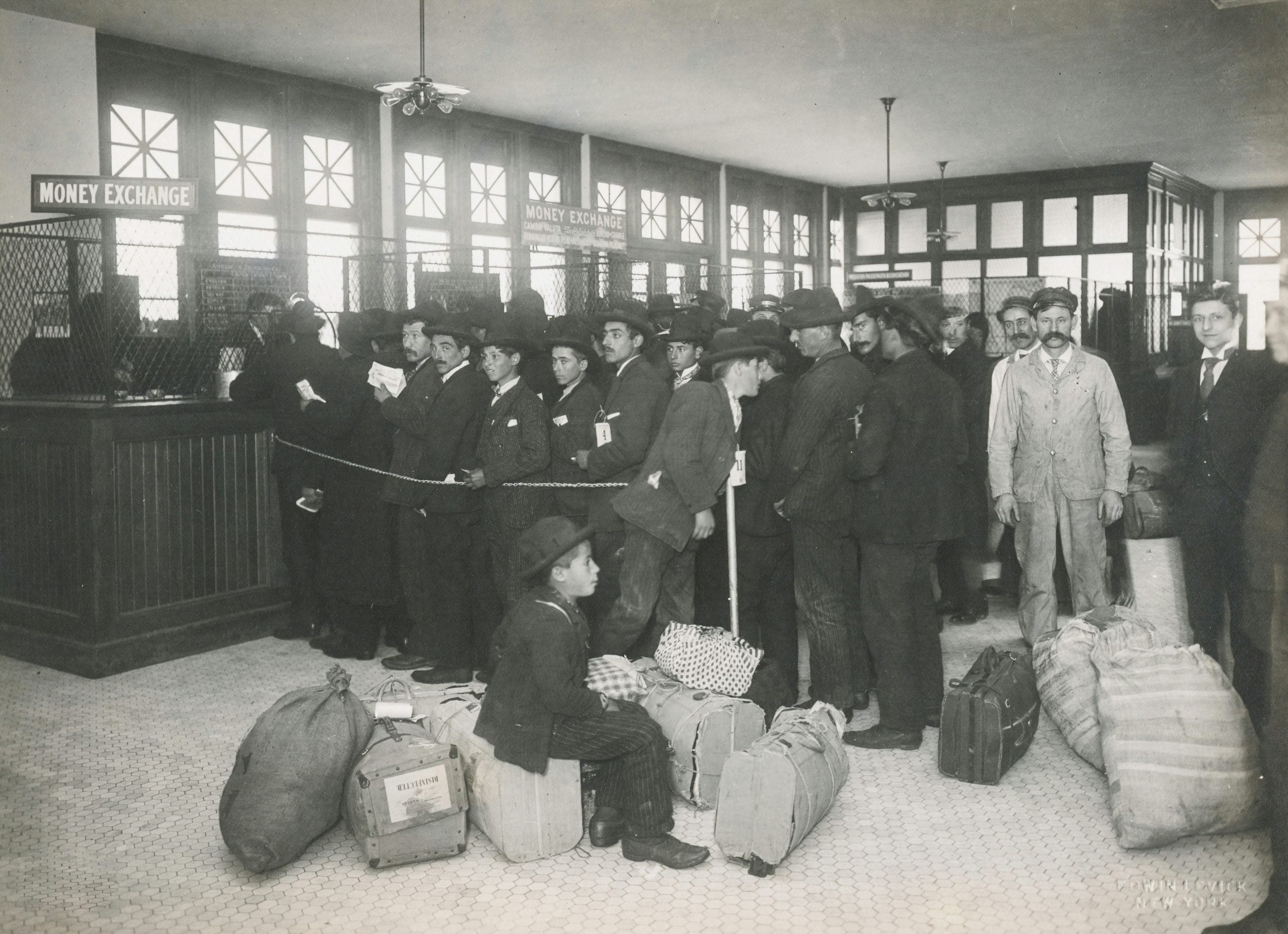 How Immigrant Communities in the United States Can Help You Discover Your Ancestors' Origins